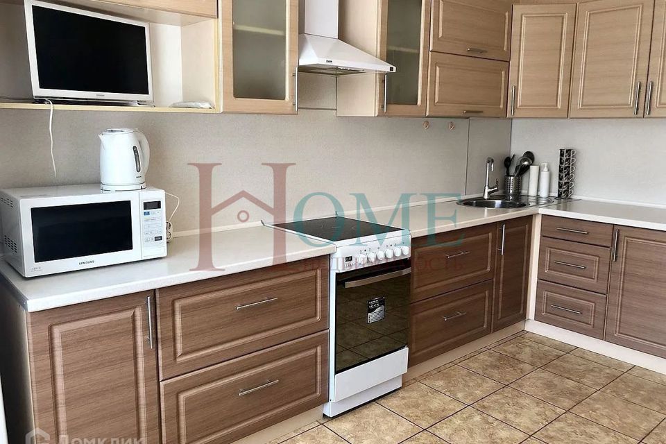 Сдаётся 1-комнатная квартира, 43 м²