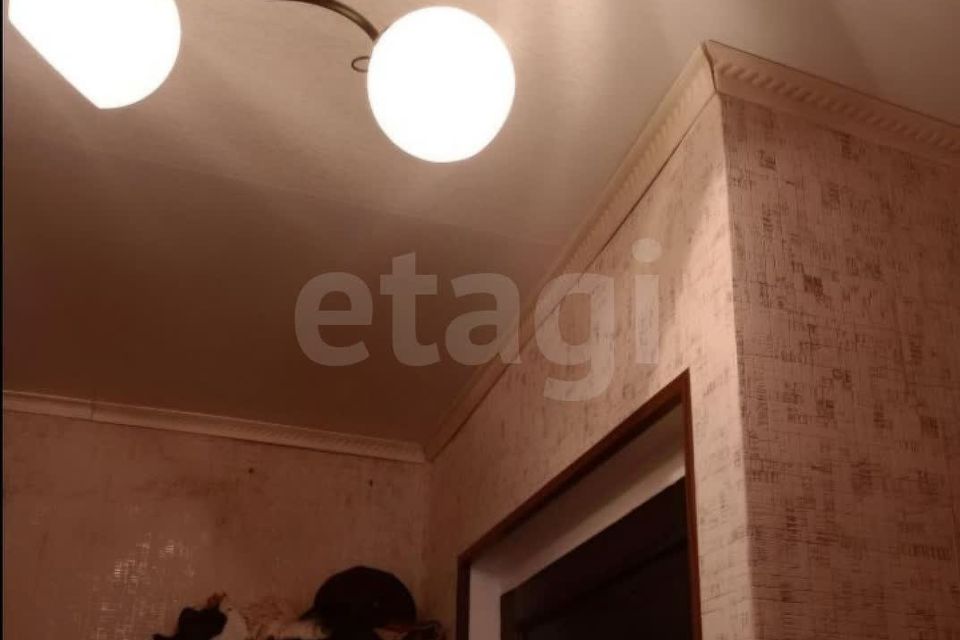 Продаётся комната в 1-комн. квартире, 18 м²