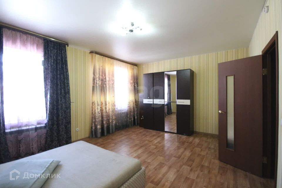 Продаётся 1-комнатная квартира, 42.7 м²