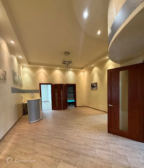 Продаётся помещение своб. назначения, 220 м²