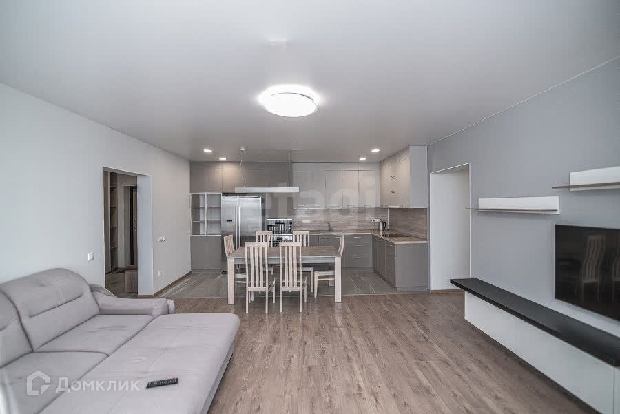 Сдаётся 3-комнатная квартира, 116.2 м²