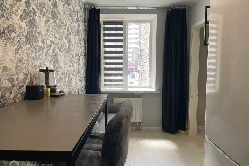 Продаётся 1-комнатная квартира, 40.8 м²