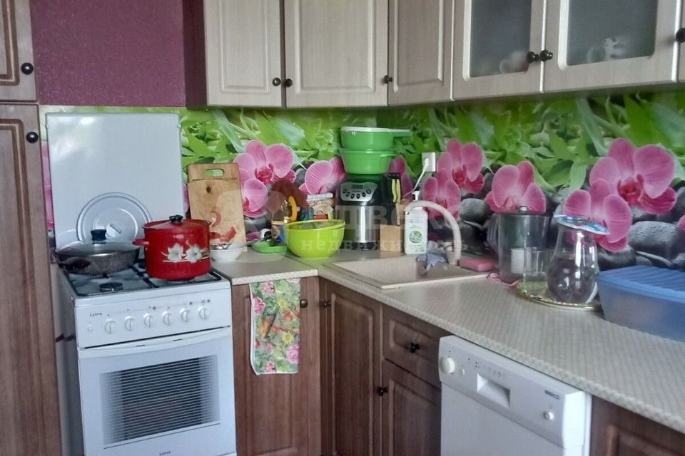 Продаётся 3-комнатная квартира, 81 м²