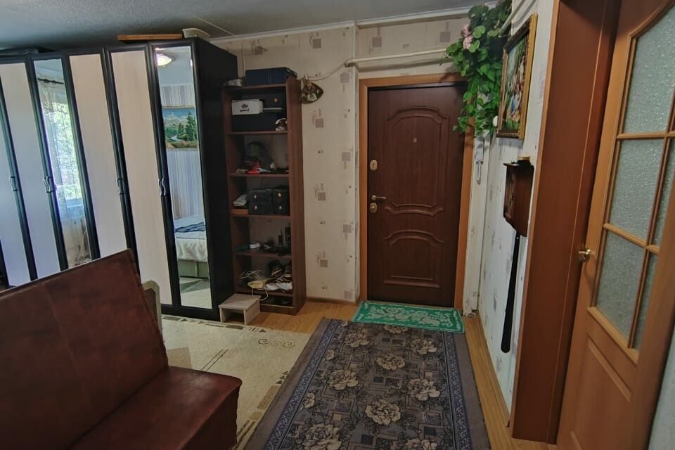 Продаётся 3-комнатная квартира, 63.8 м²