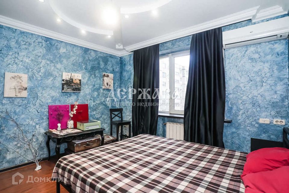 Продаётся 2-комнатная квартира, 51.8 м²