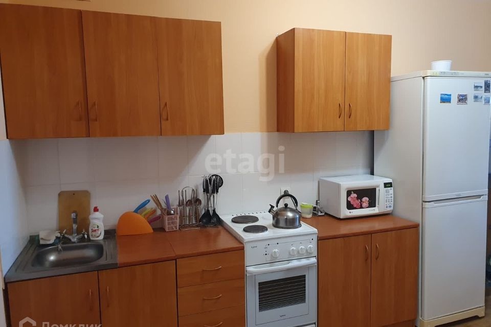 Сдаётся 1-комнатная квартира, 46 м²