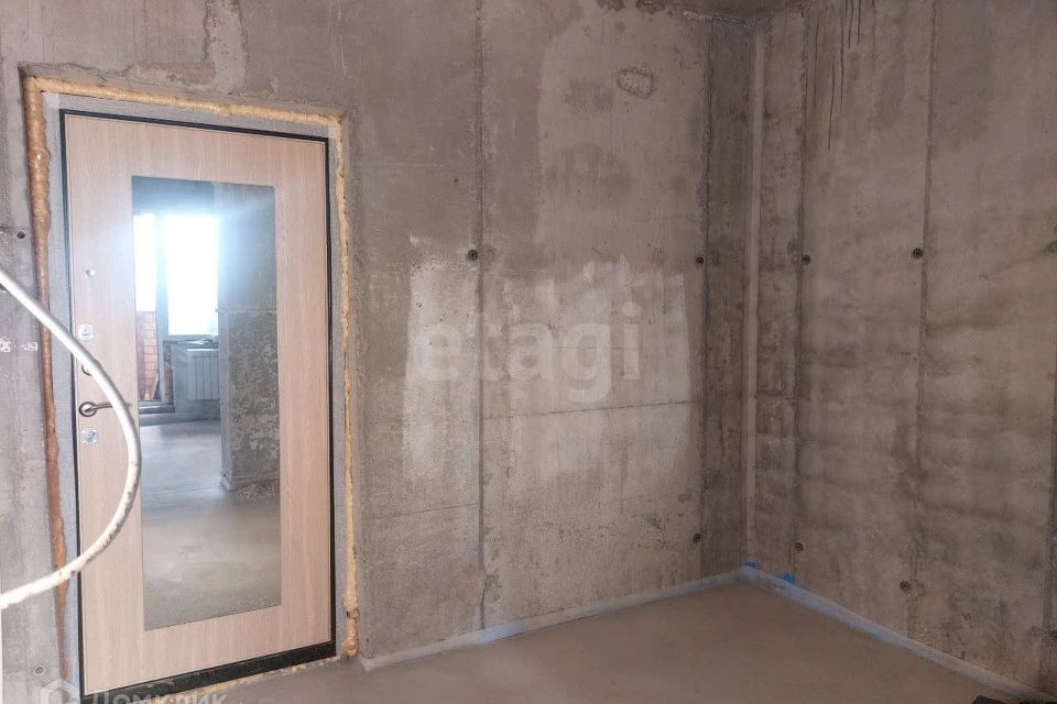 Продаётся 1-комнатная квартира, 39.7 м²