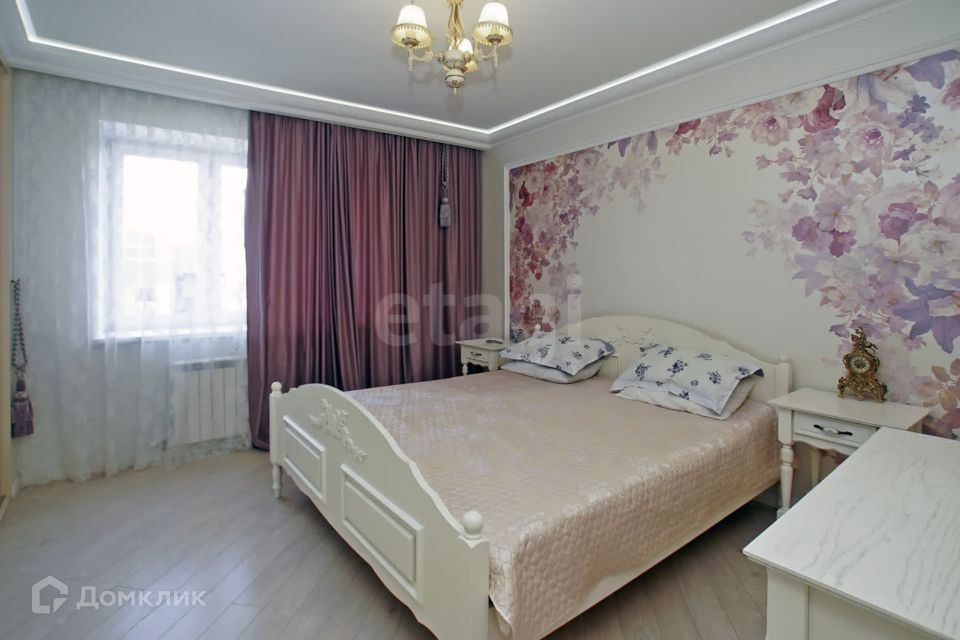 Продаётся 2-комнатная квартира, 82.7 м²