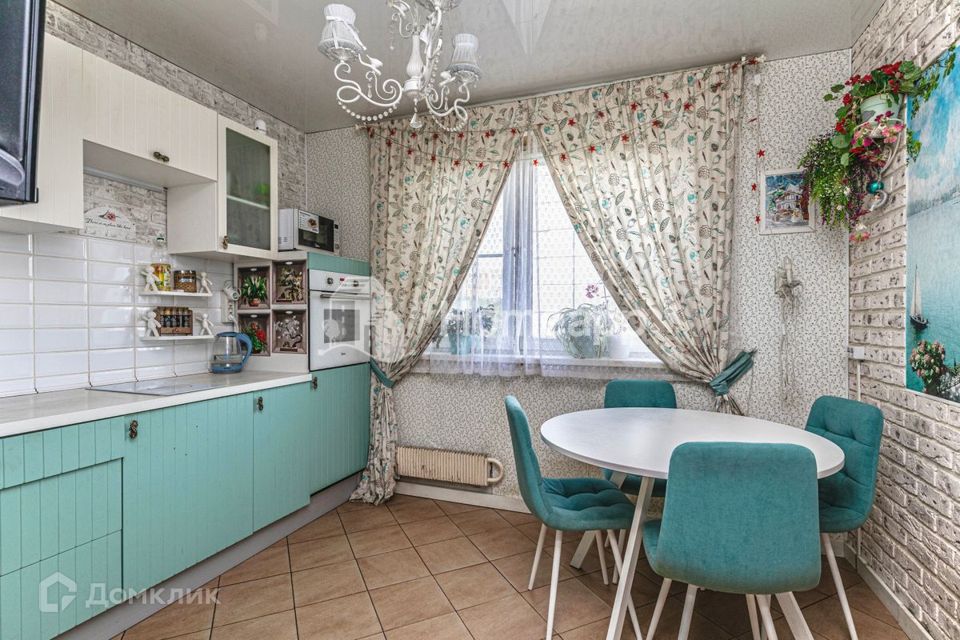 Продаётся 3-комнатная квартира, 74.2 м²