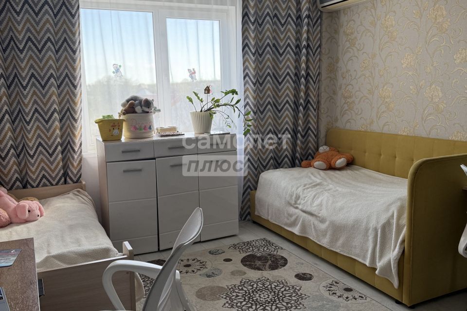 Продаётся 2-комнатная квартира, 65.9 м²