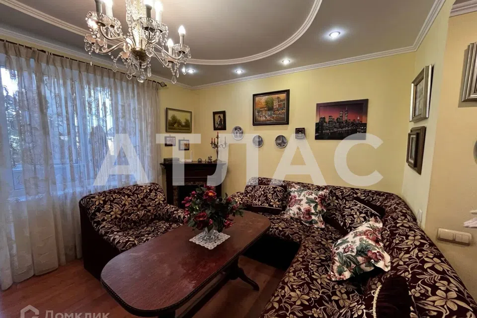 Продаётся 3-комнатная квартира, 65 м²