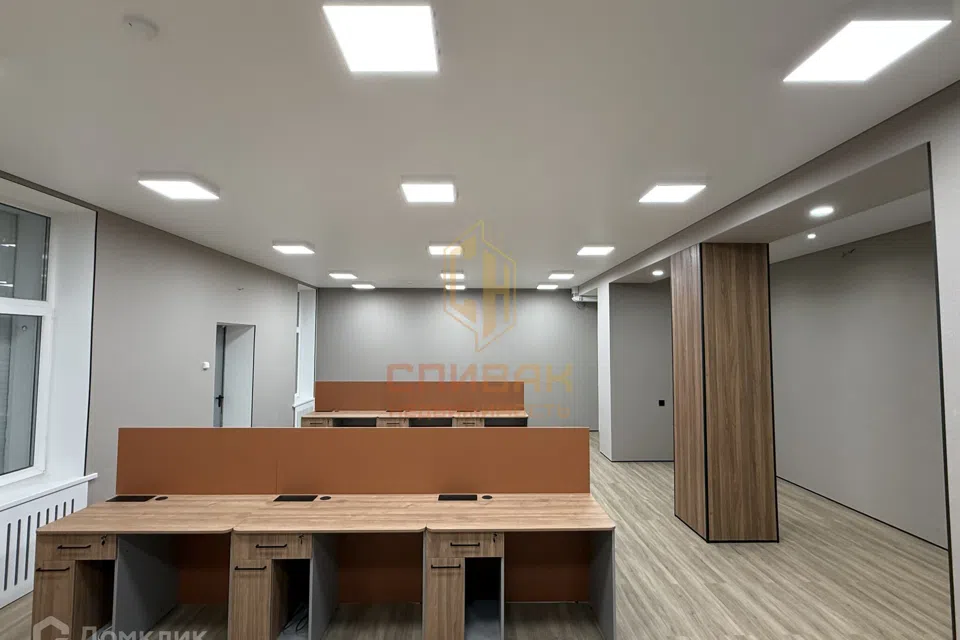 Сдаётся офис, 186 м²