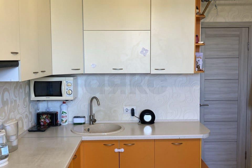 Продаётся 1-комнатная квартира, 39.8 м²