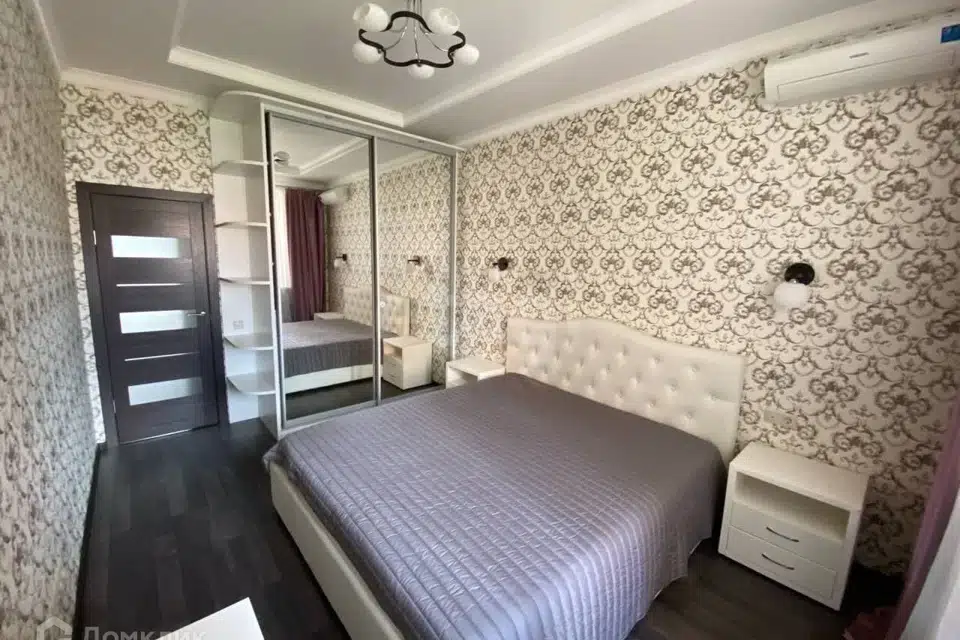 Продаётся 2-комнатная квартира, 70.4 м²