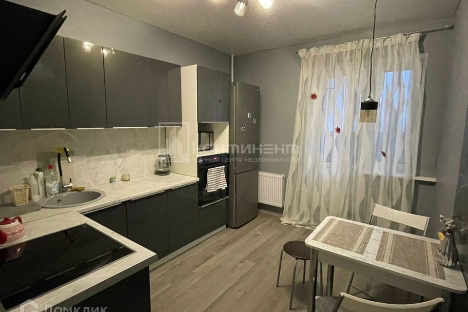 Продаётся 1-комнатная квартира, 41 м²