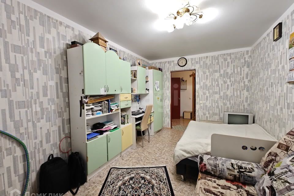 Продаётся 2-комнатная квартира, 55.6 м²