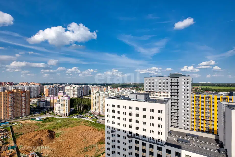 Продаётся 4-комнатная квартира, 87 м²