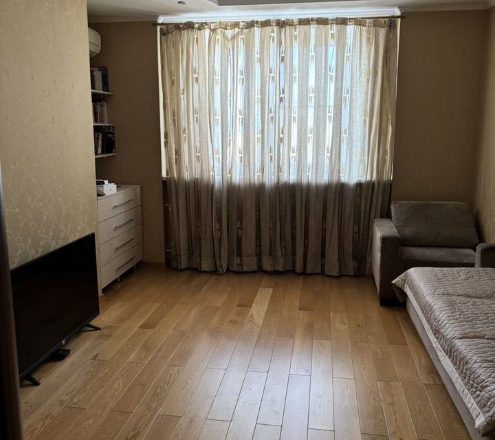 Продаётся 3-комнатная квартира, 77 м²