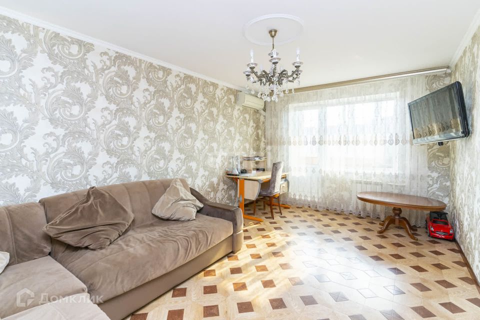 Продаётся 2-комнатная квартира, 66.4 м²