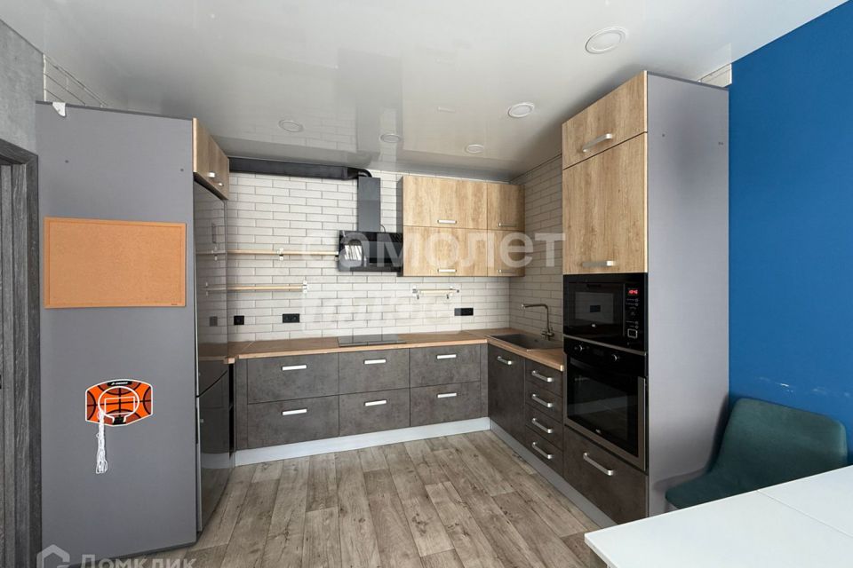 Продаётся 2-комнатная квартира, 62 м²