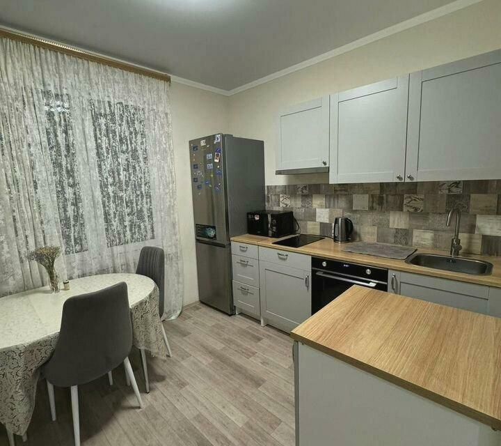 Сдаётся 1-комнатная квартира, 41 м²