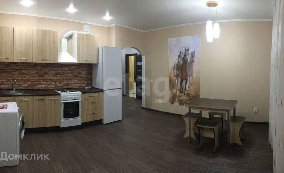 Сдаётся 2-комнатная квартира, 67 м²