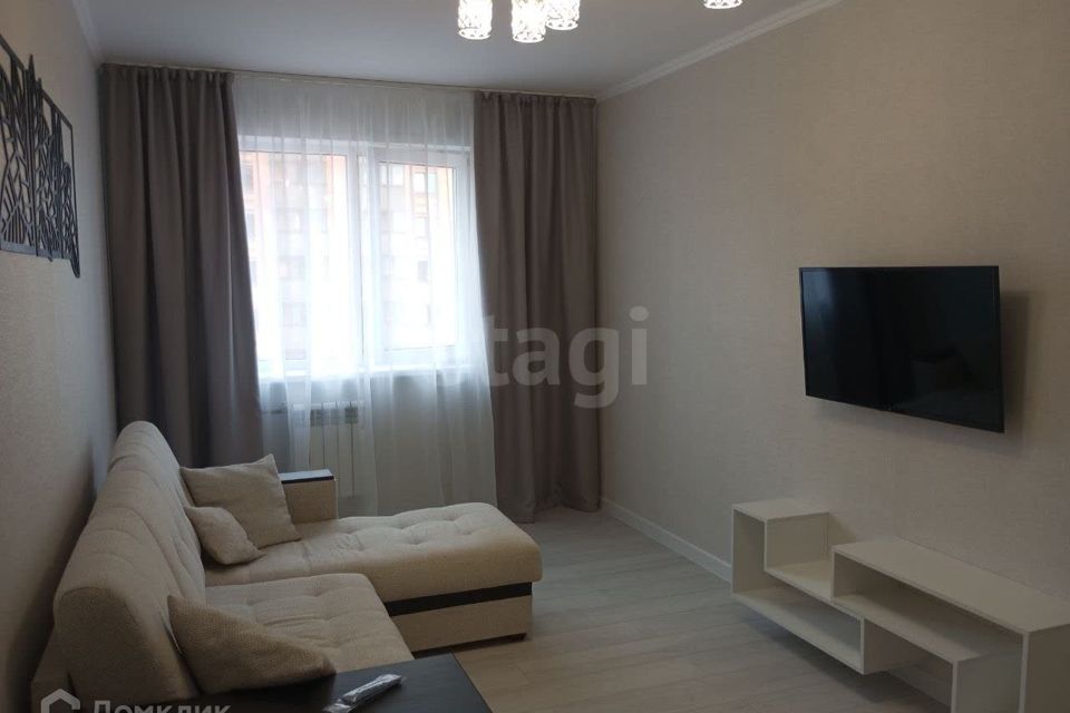 Сдаётся 2-комнатная квартира, 55 м²