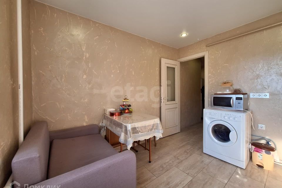 Продаётся 1-комнатная квартира, 36.8 м²