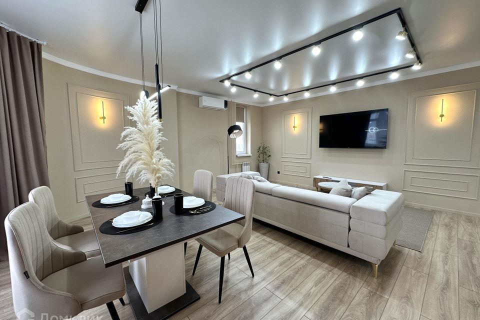 Продаётся 3-комнатная квартира, 103.2 м²