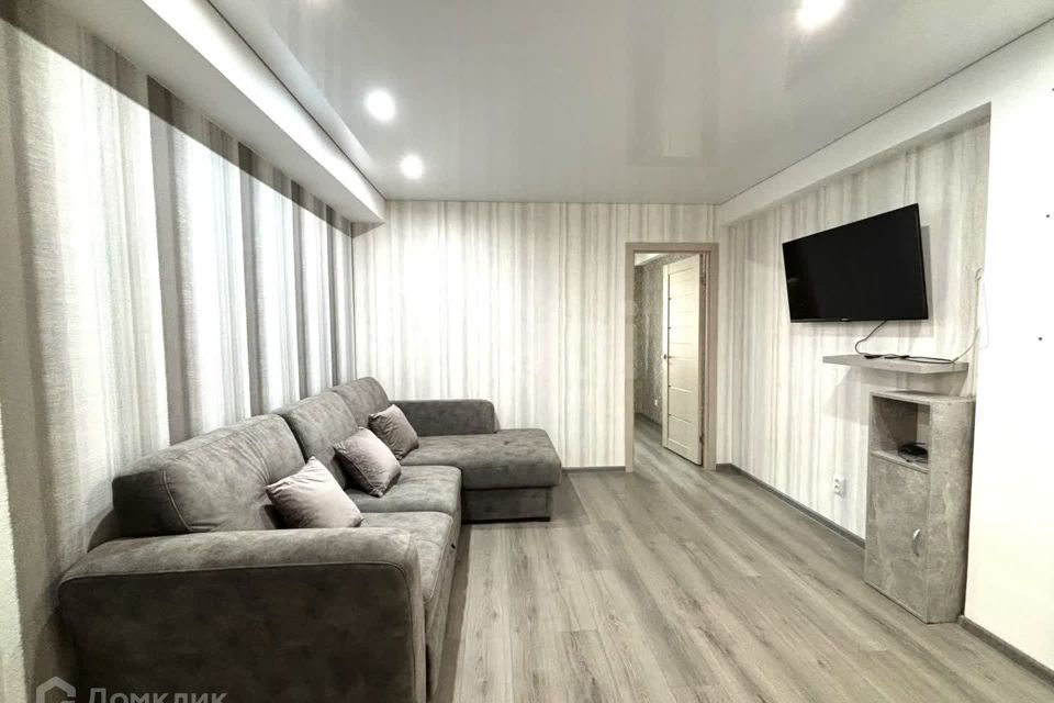 Продаётся 1-комнатная квартира, 42.7 м²