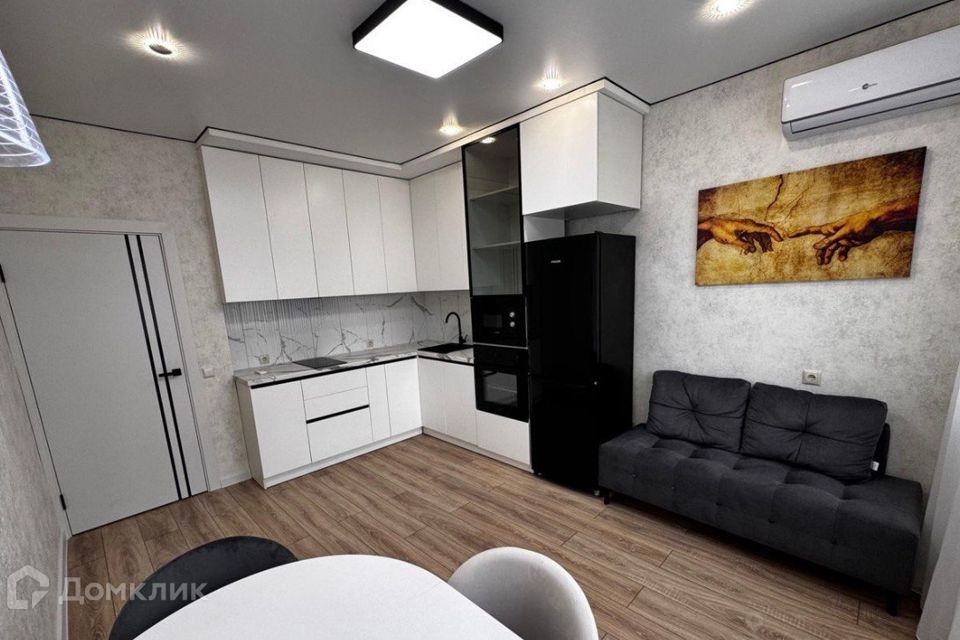 Продаётся 1-комнатная квартира, 48 м²