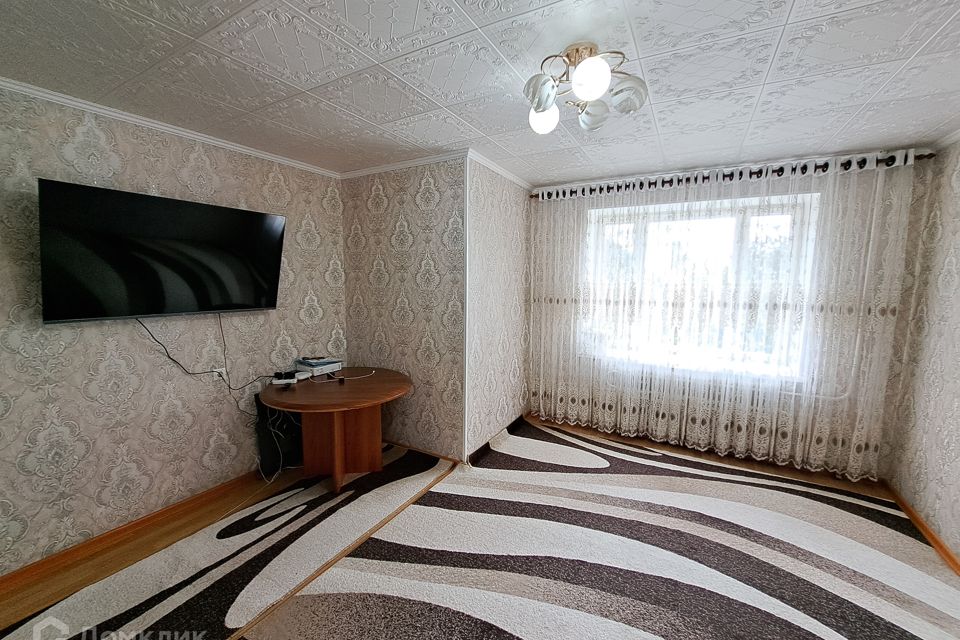 Продаётся 4-комнатная квартира, 94 м²