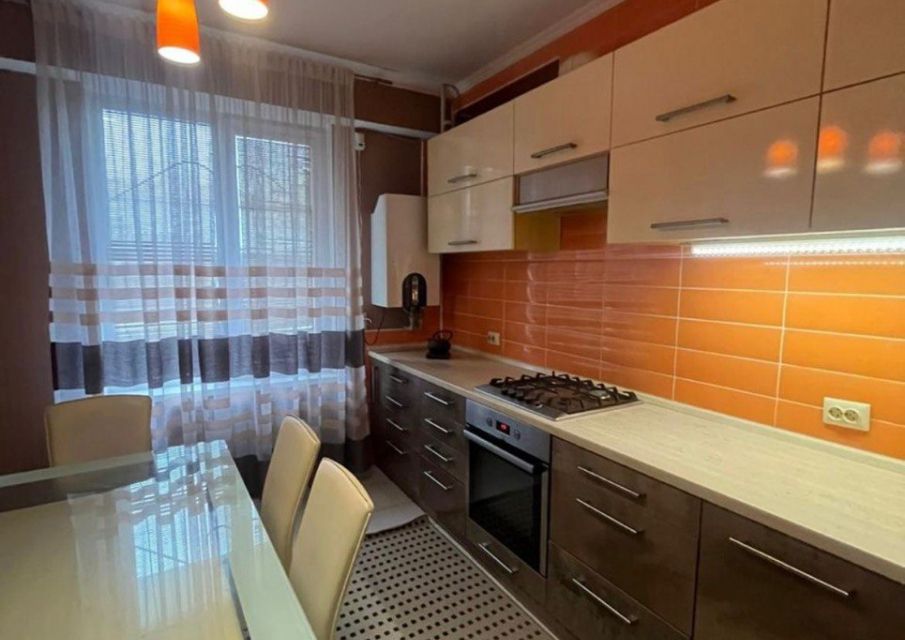 Продаётся 2-комнатная квартира, 76 м²