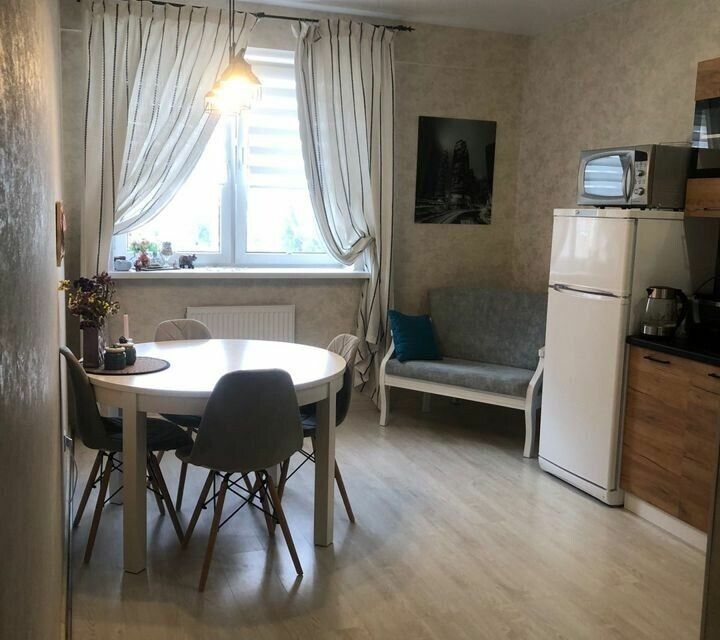 Продаётся 1-комнатная квартира, 44 м²