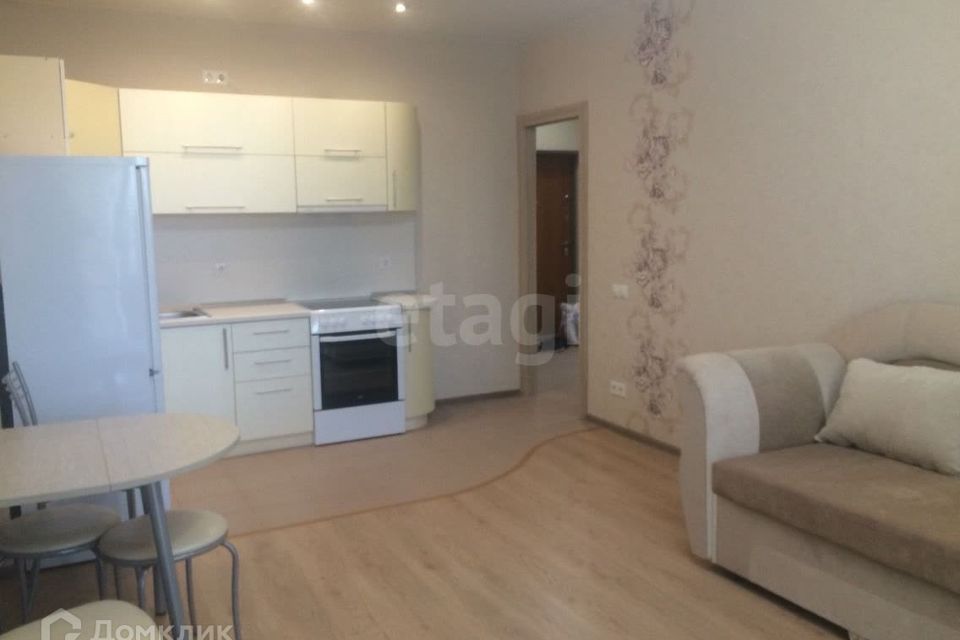Сдаётся 2-комнатная квартира, 54 м²