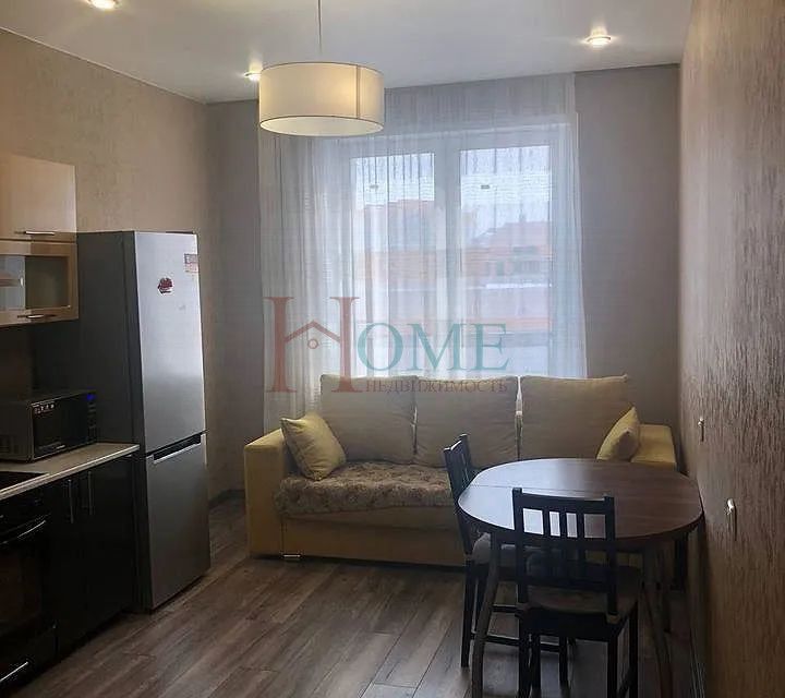 Сдаётся 1-комнатная квартира, 43 м²