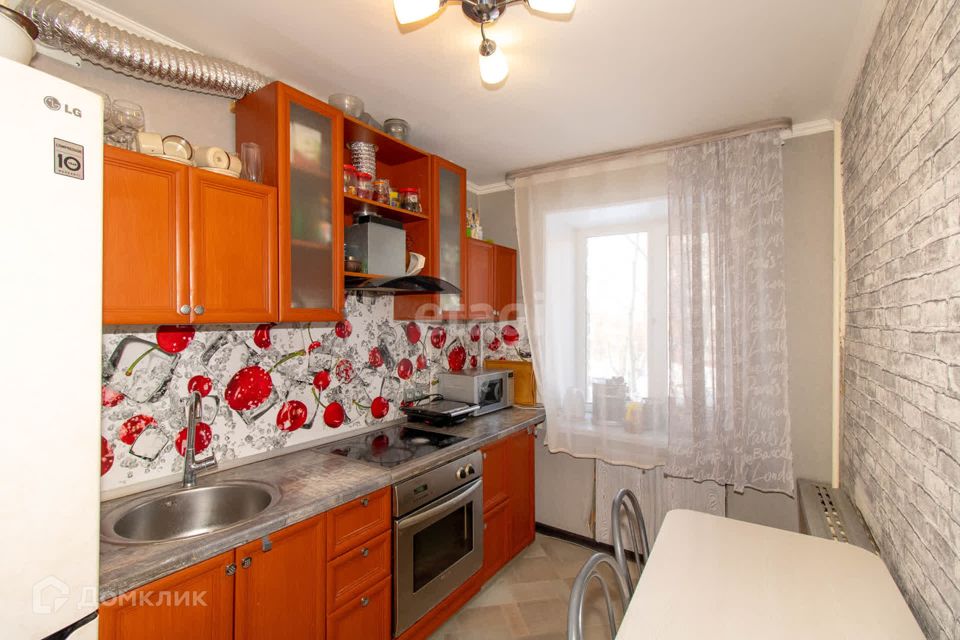 Продаётся 3-комнатная квартира, 58 м²