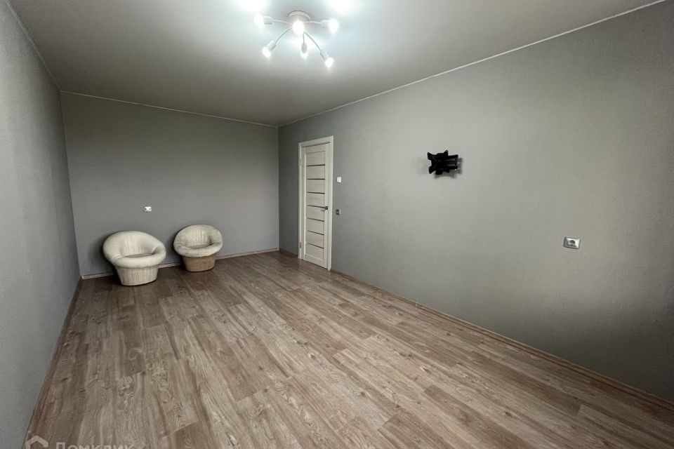 Продаётся 1-комнатная квартира, 35.6 м²