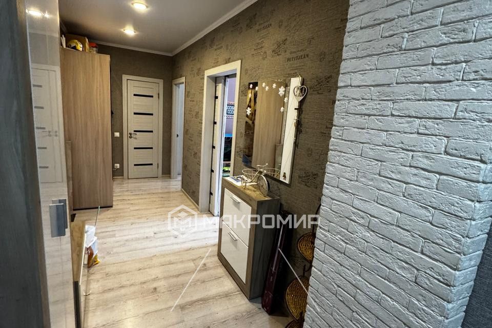 Сдаётся 2-комнатная квартира, 66 м²