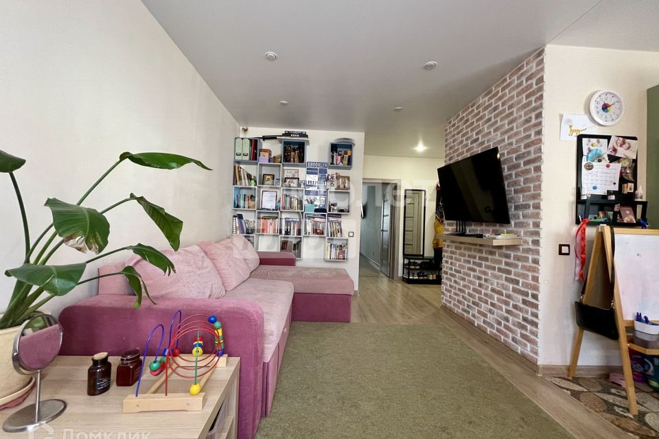Продаётся 2-комнатная квартира, 55.5 м²
