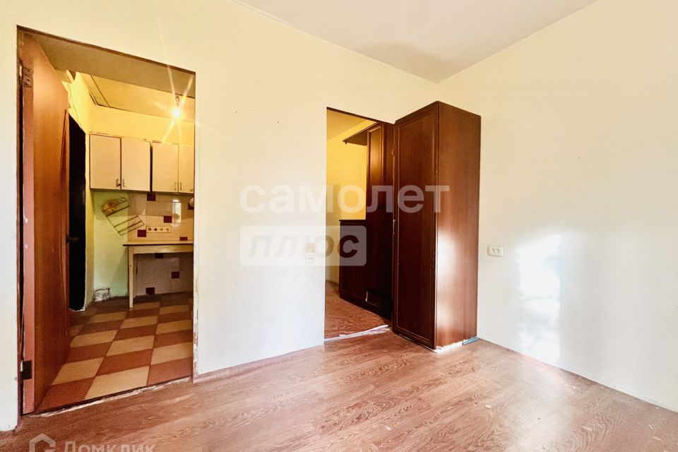 Продаётся комната в 1-комн. квартире, 18 м²