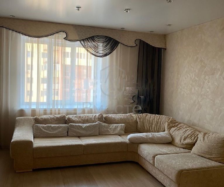 Сдаётся 2-комнатная квартира, 64 м²