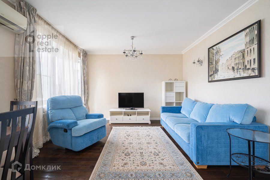 Сдаётся 2-комнатная квартира, 55 м²