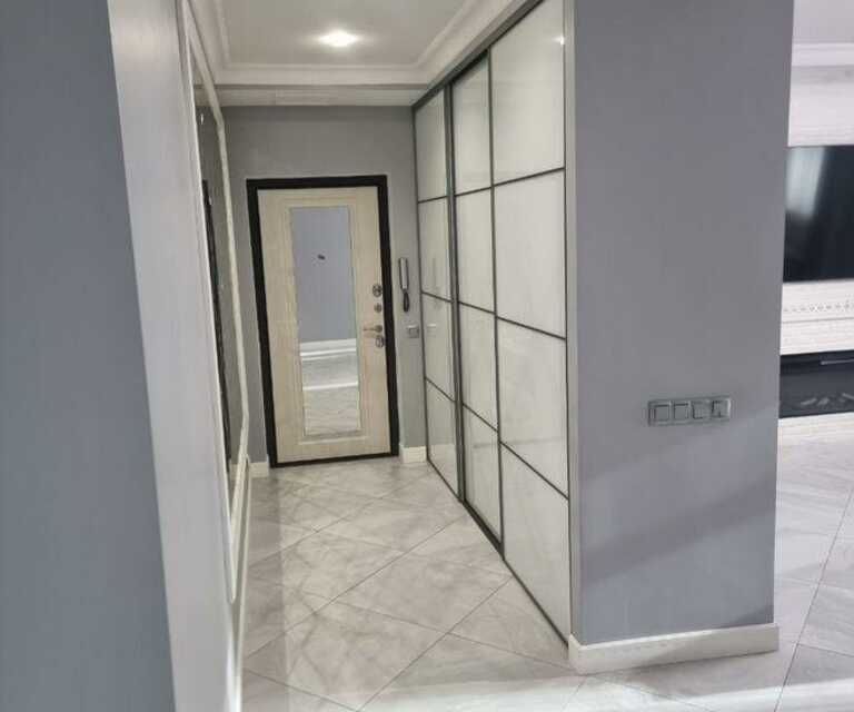 Продаётся 3-комнатная квартира, 82 м²