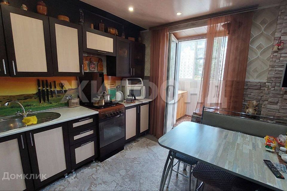 Продаётся 3-комнатная квартира, 57 м²