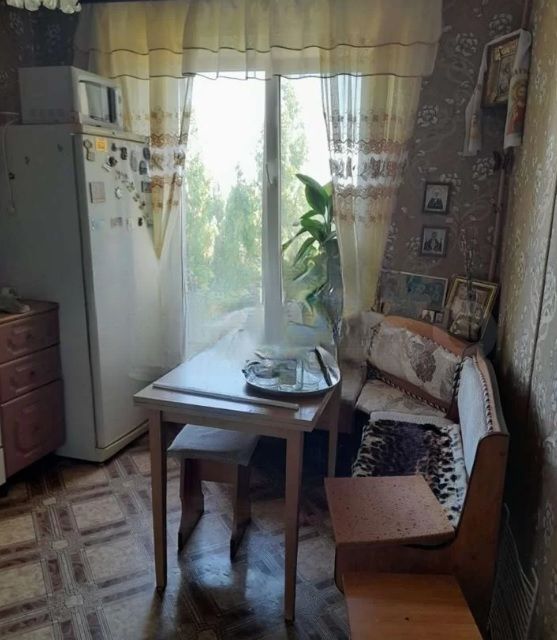 Продаётся 4-комнатная квартира, 75 м²
