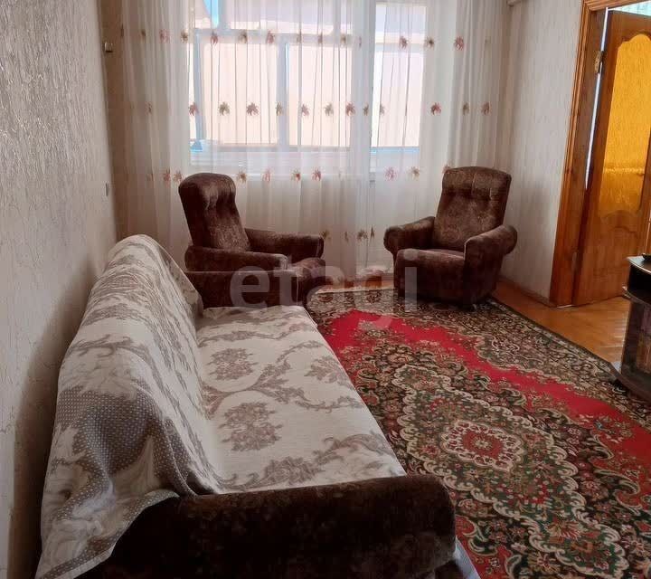Продаётся 4-комнатная квартира, 62 м²