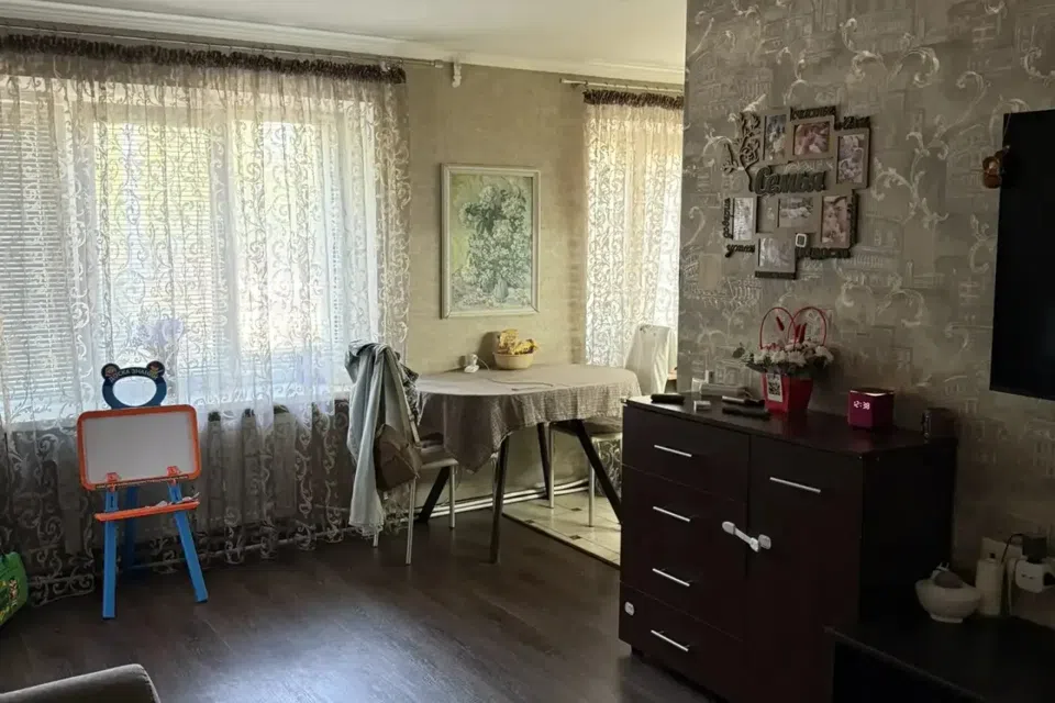 Продаётся 2-комнатная квартира, 43.6 м²