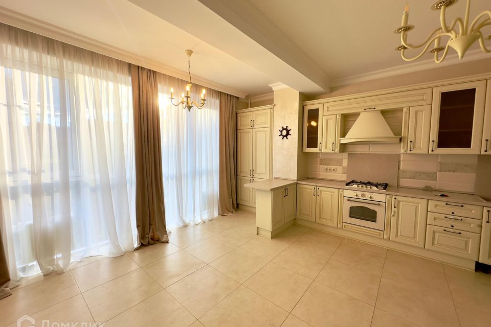 Продаётся 2-комнатная квартира, 80 м²