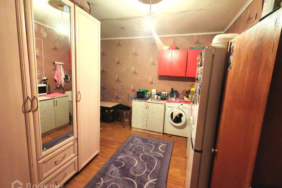 Продаётся комната в 8-комн. квартире, 18.2 м²